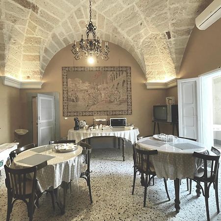 Palazzo De Carlo E Il Parco Dei 7 Pozzi Bed and Breakfast Λέτσε Εξωτερικό φωτογραφία