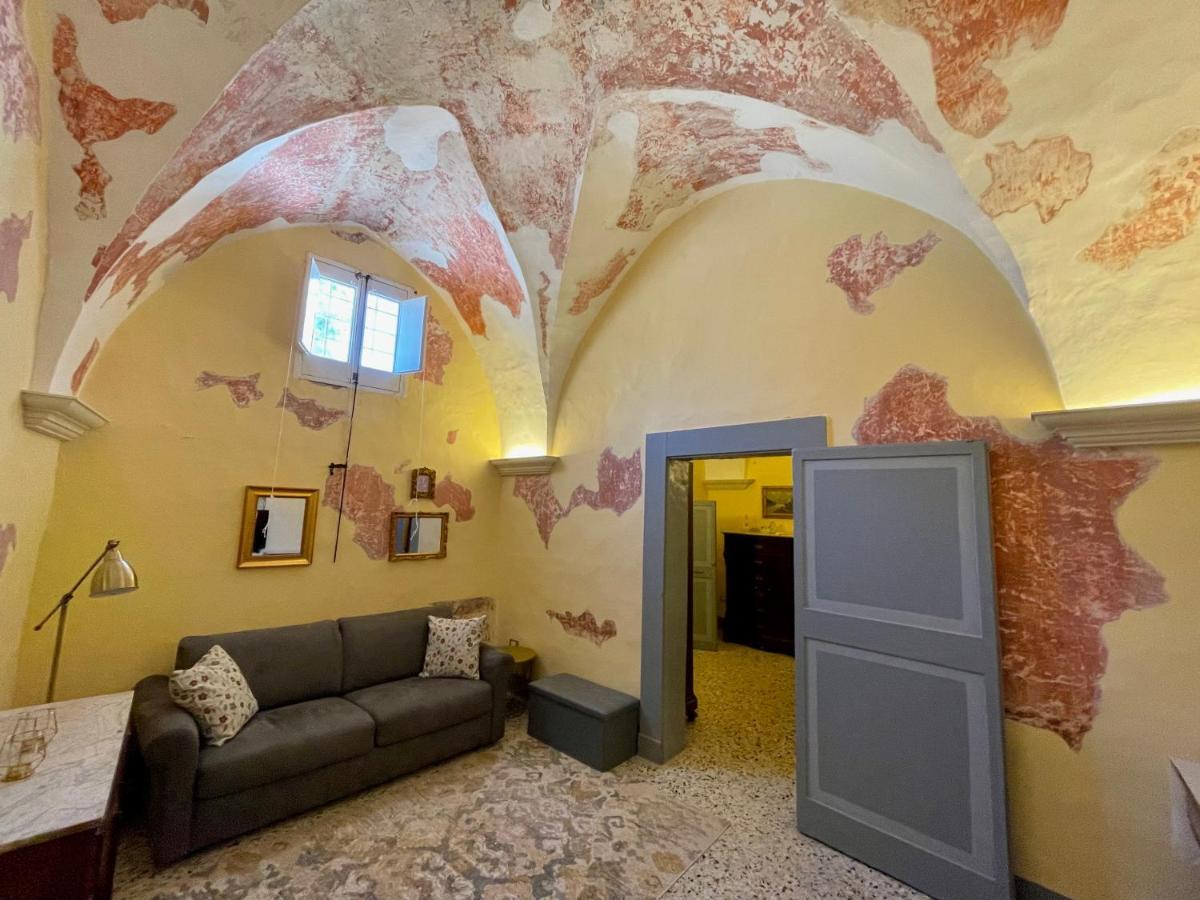 Palazzo De Carlo E Il Parco Dei 7 Pozzi Bed and Breakfast Λέτσε Εξωτερικό φωτογραφία