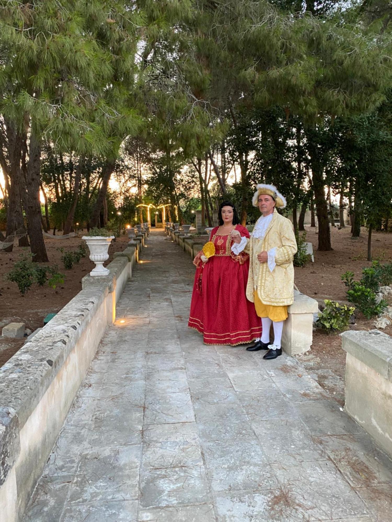 Palazzo De Carlo E Il Parco Dei 7 Pozzi Bed and Breakfast Λέτσε Εξωτερικό φωτογραφία